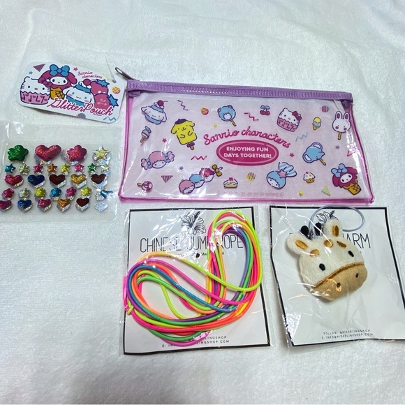 6 for $20♥️ BNWT Hello Kitty Sanrio pink pencil case bundle - Picture 7 of 7